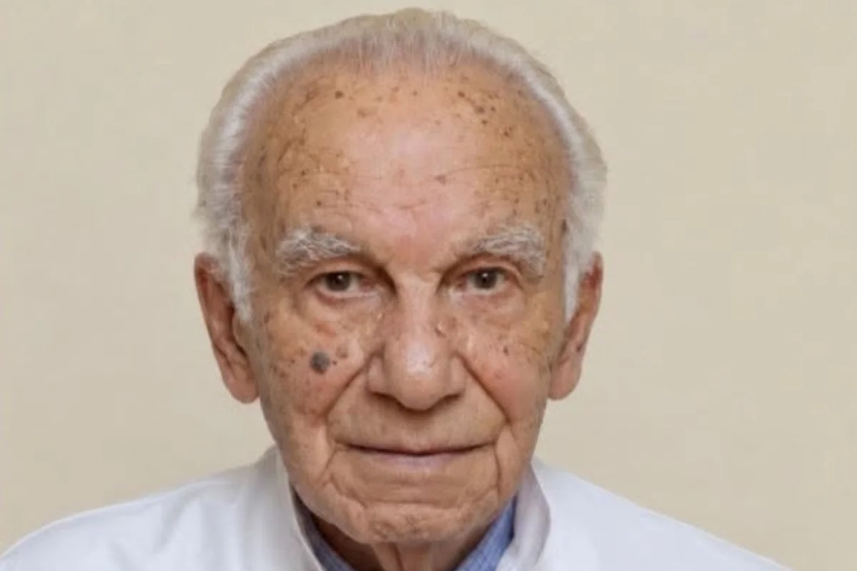 Arif Əfəndiyev vəfat etdi