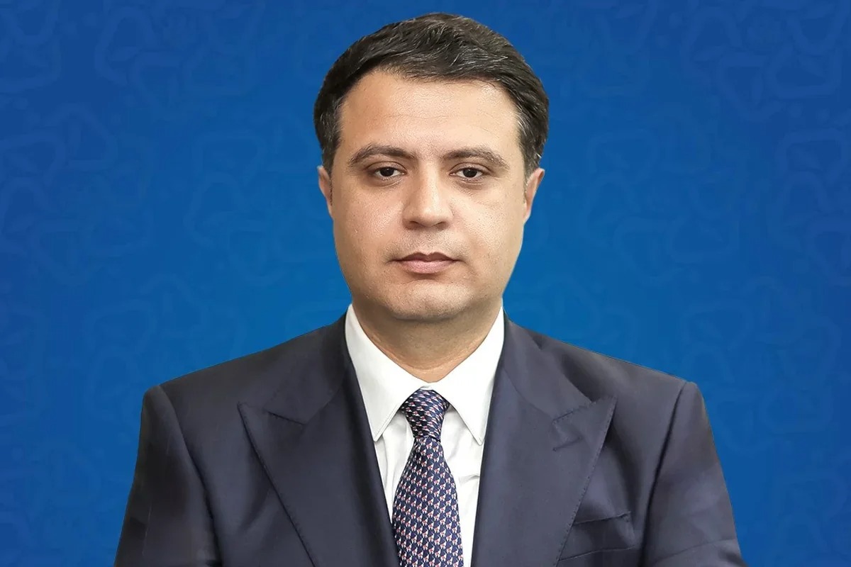 Maliyyə nazirinin yeni müavini kimdir? - Dosye